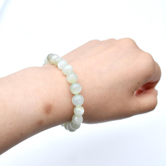 8 mm Green Moonlight Beaded Bracelet