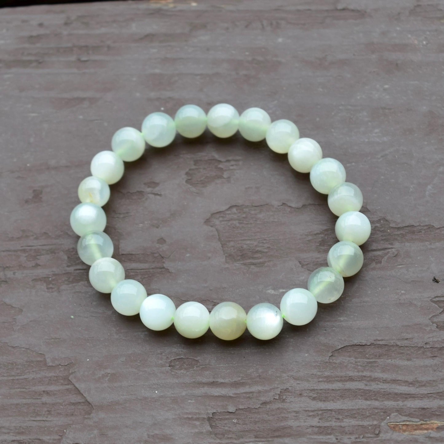 8 mm Green Moonlight Beaded Bracelet