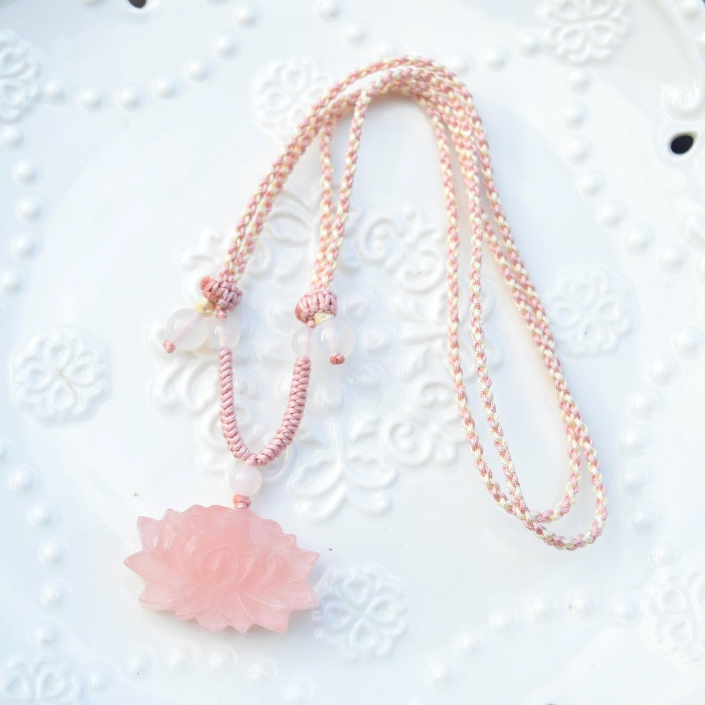 1 pc Pink Lotus Pendant Rope Necklace - Rose Quartz Crystal Pendant