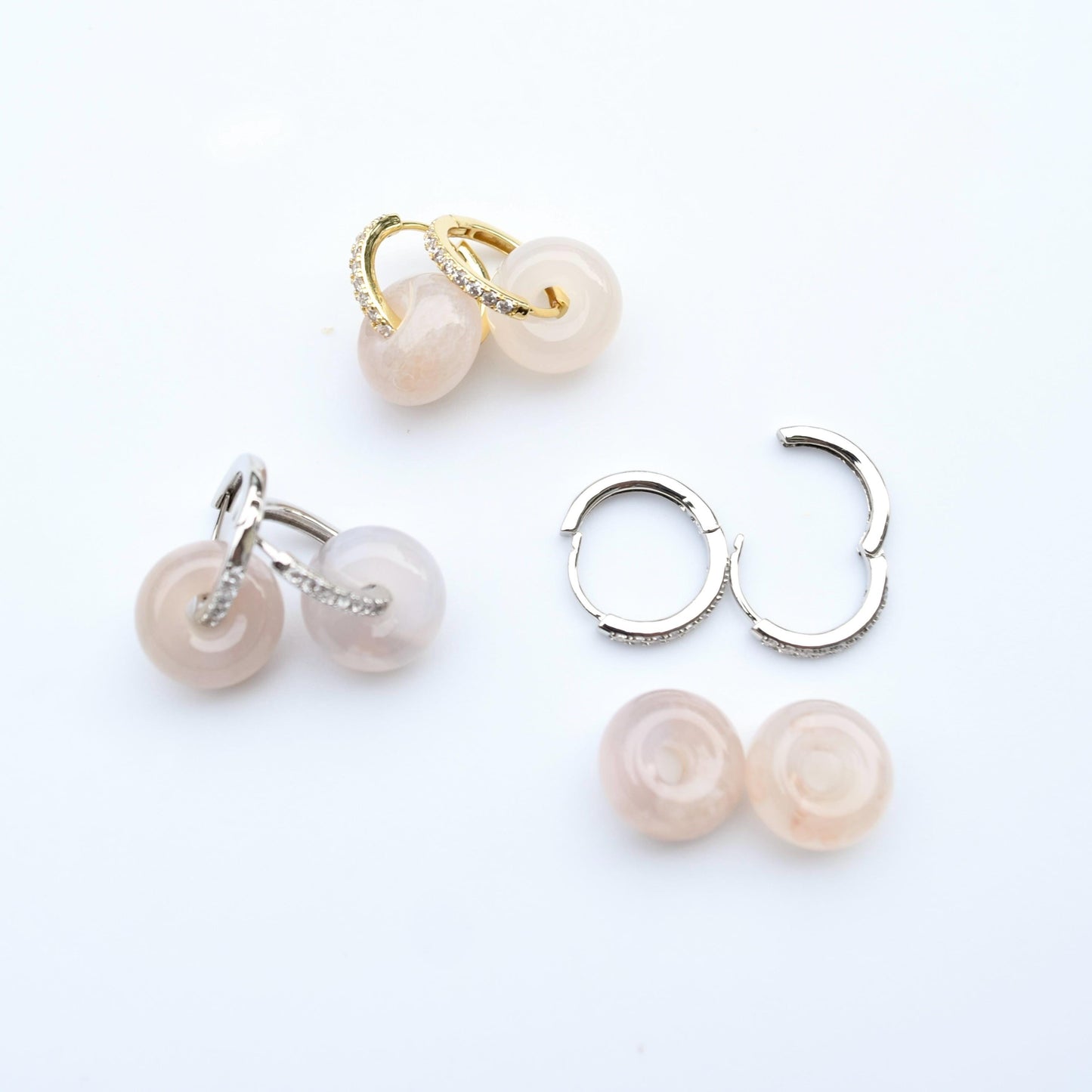 Donut Circle Stud Earrings - Natural Sakura Agate Charm 櫻花瑪瑙