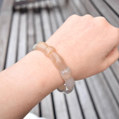 58.7 mm Gray Beige Agate Bangle Bracelet