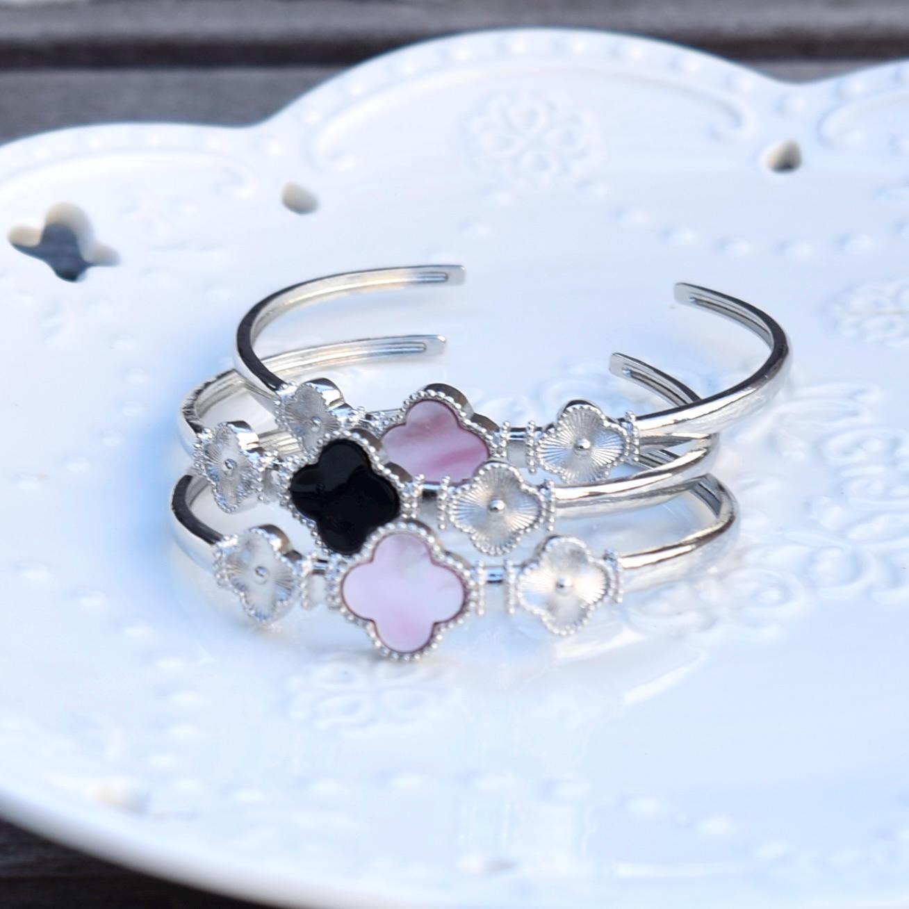 Silver Clover Bangle - Pink Shell Black Agate