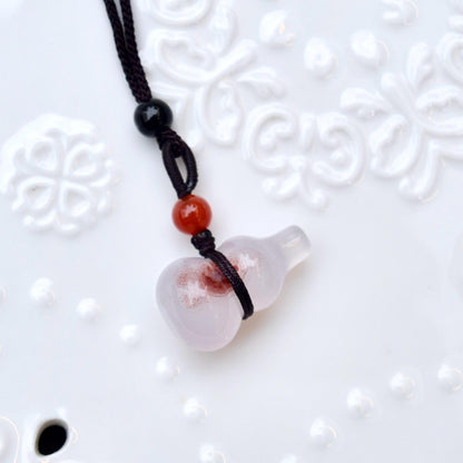 Agate Gourd Pendant Rope Necklace