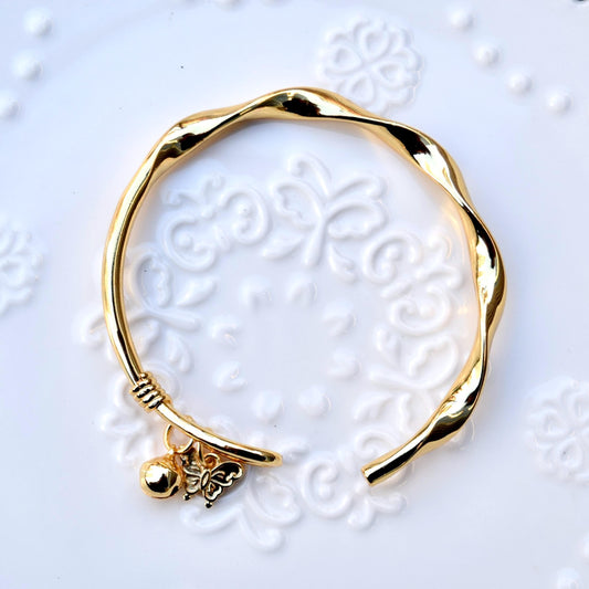 60 mm Golden Wavy Butterfly Bangle - Chinese Bangle