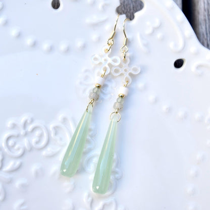 Green Teardrop Clover Earrings - Jade Style Dangle Earrings