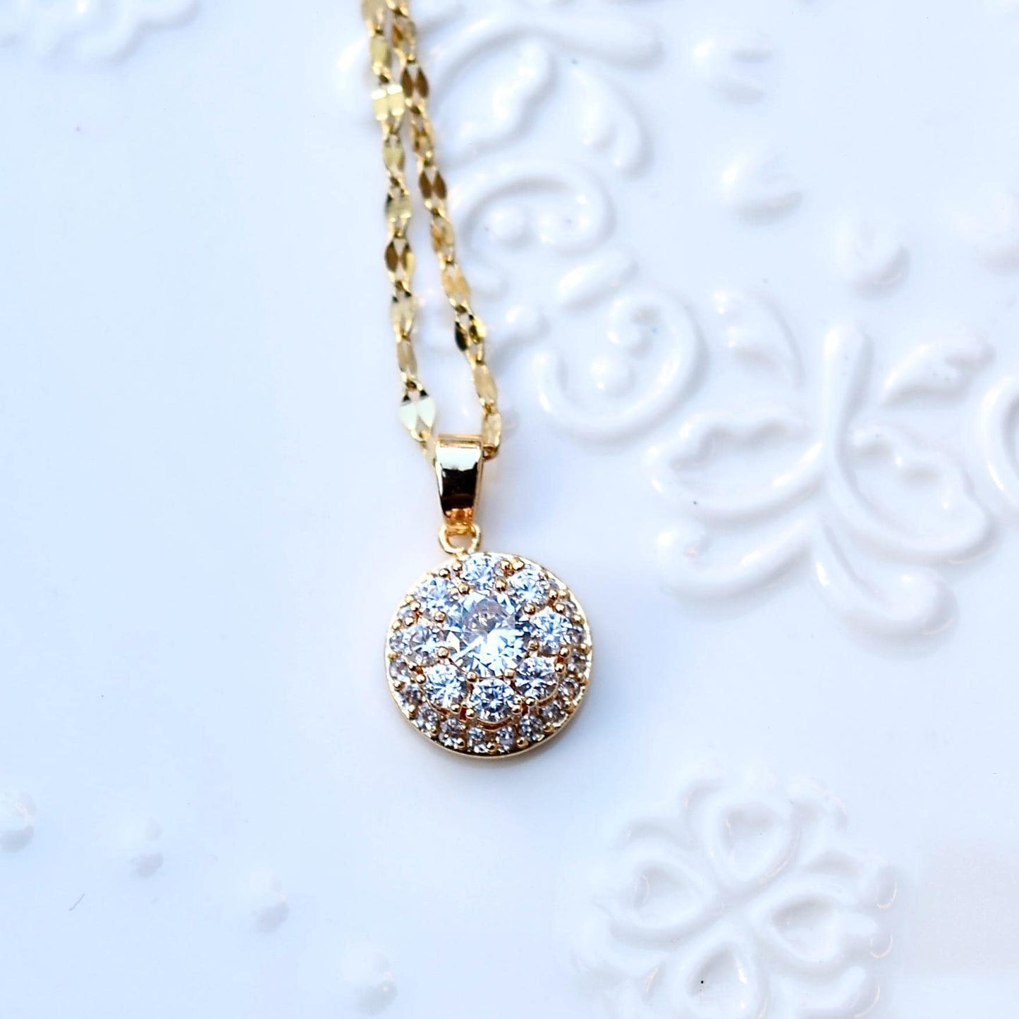 White Crystal Sunflower Rotating Pendant Necklace - CZ Diamond Stainless Steel Necklace