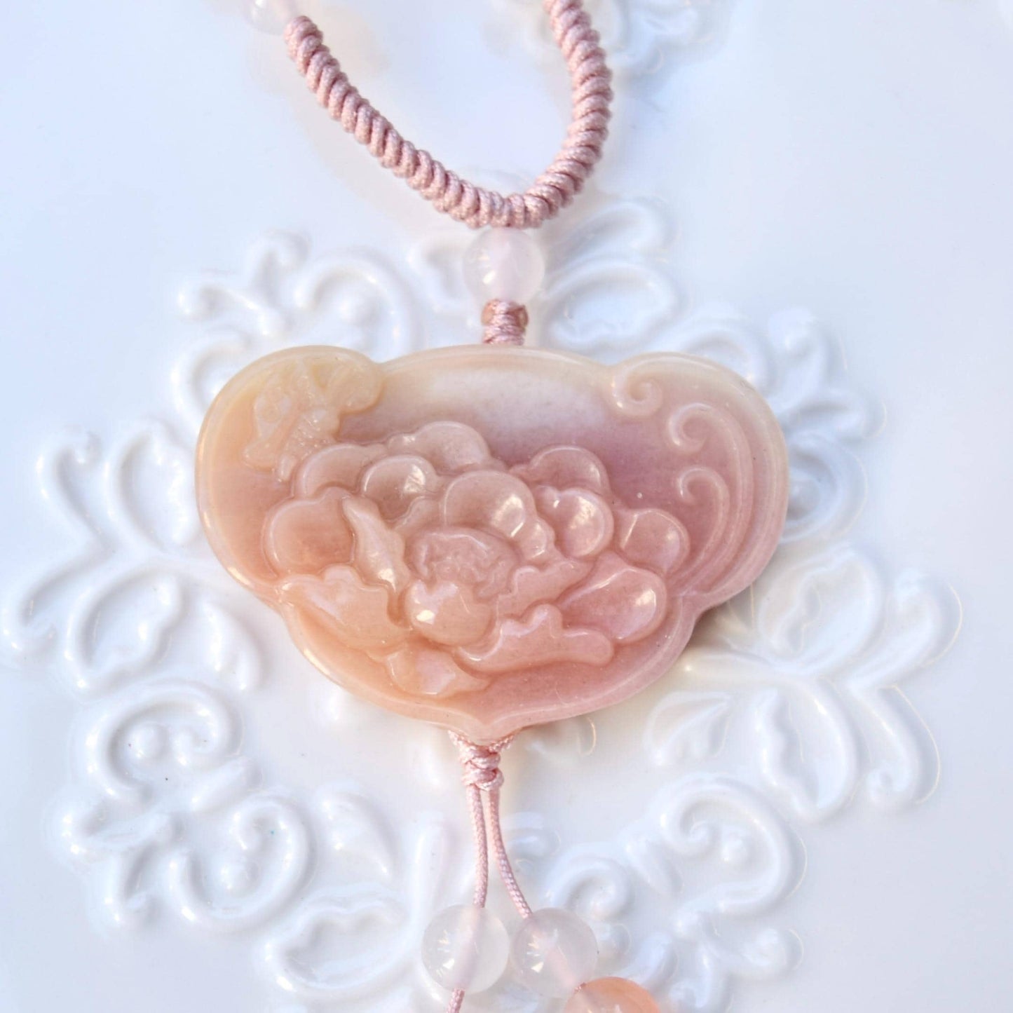 Yellow Peony Lock Pendant Braided Rope Necklace - Quartz Jade