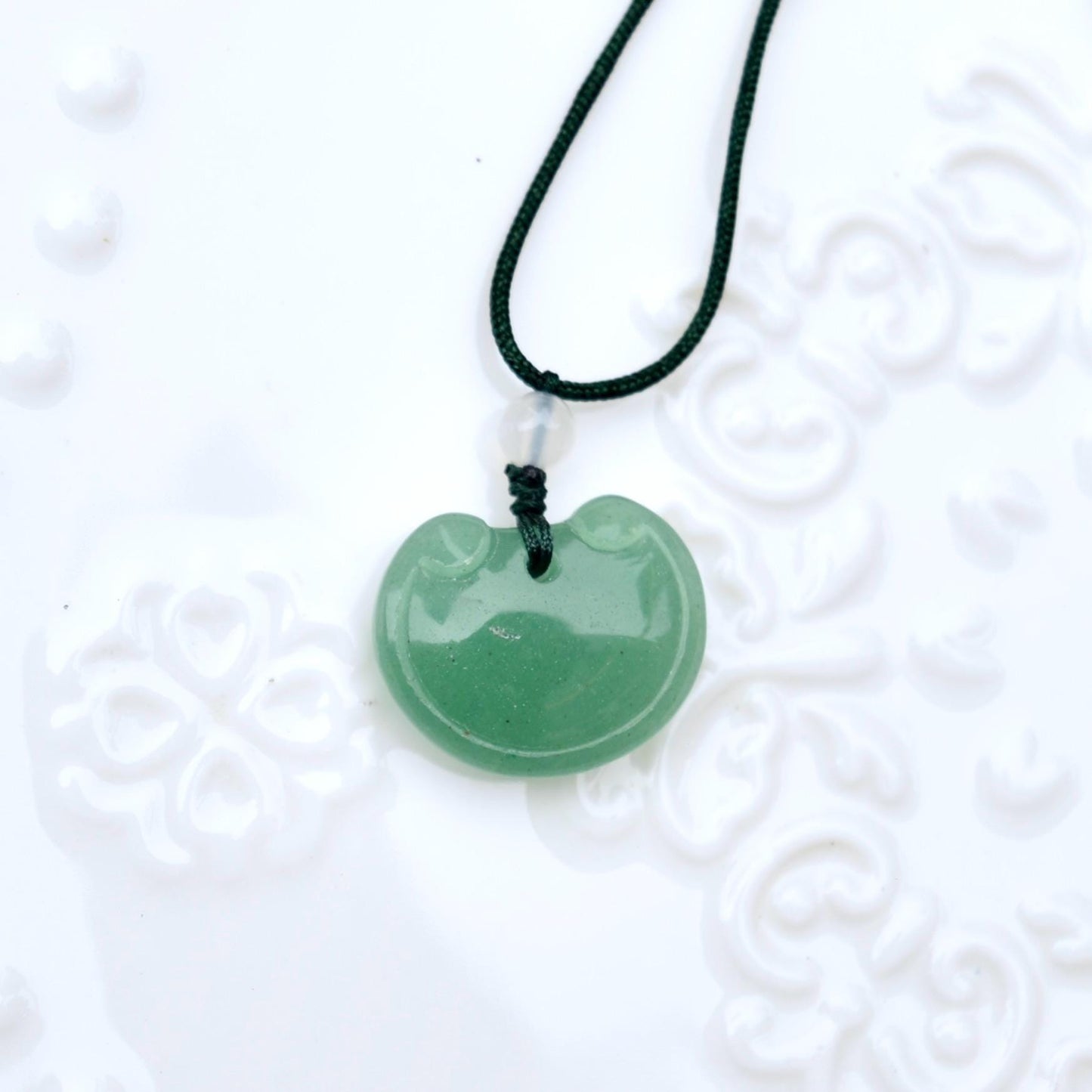 Green Agate Gourd Bamboo Pendant Rope Necklace