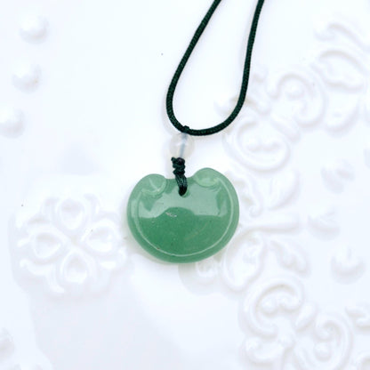 Green Agate Gourd Bamboo Pendant Rope Necklace