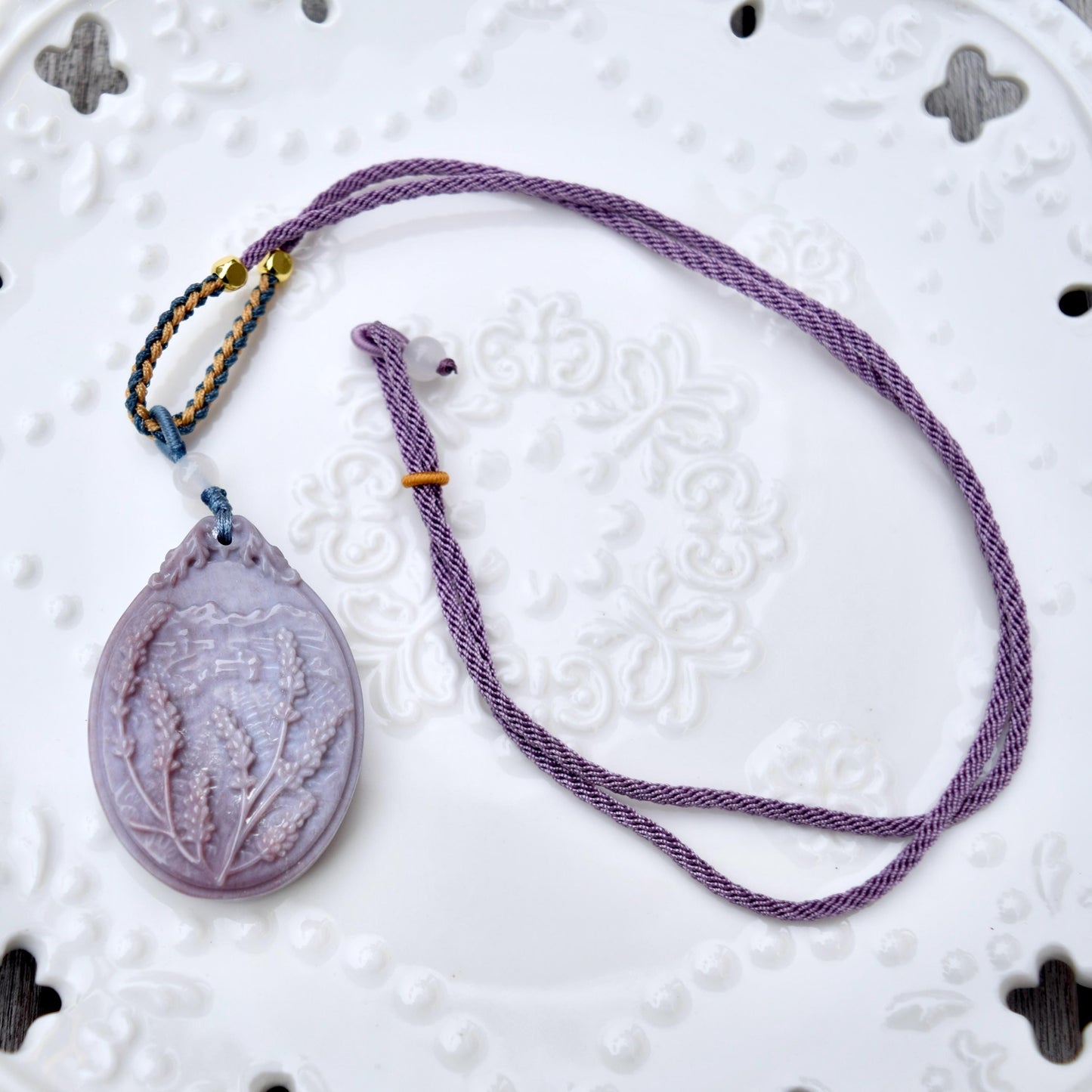Purple Ocean Agate Pendant Rope Necklace - Lavender ｜ Phoenix ｜ Flora Lock