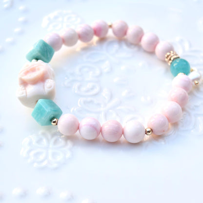 Queen Conch Shell Beaded Bracelet: Lion Charm, Amazonite & Pearl