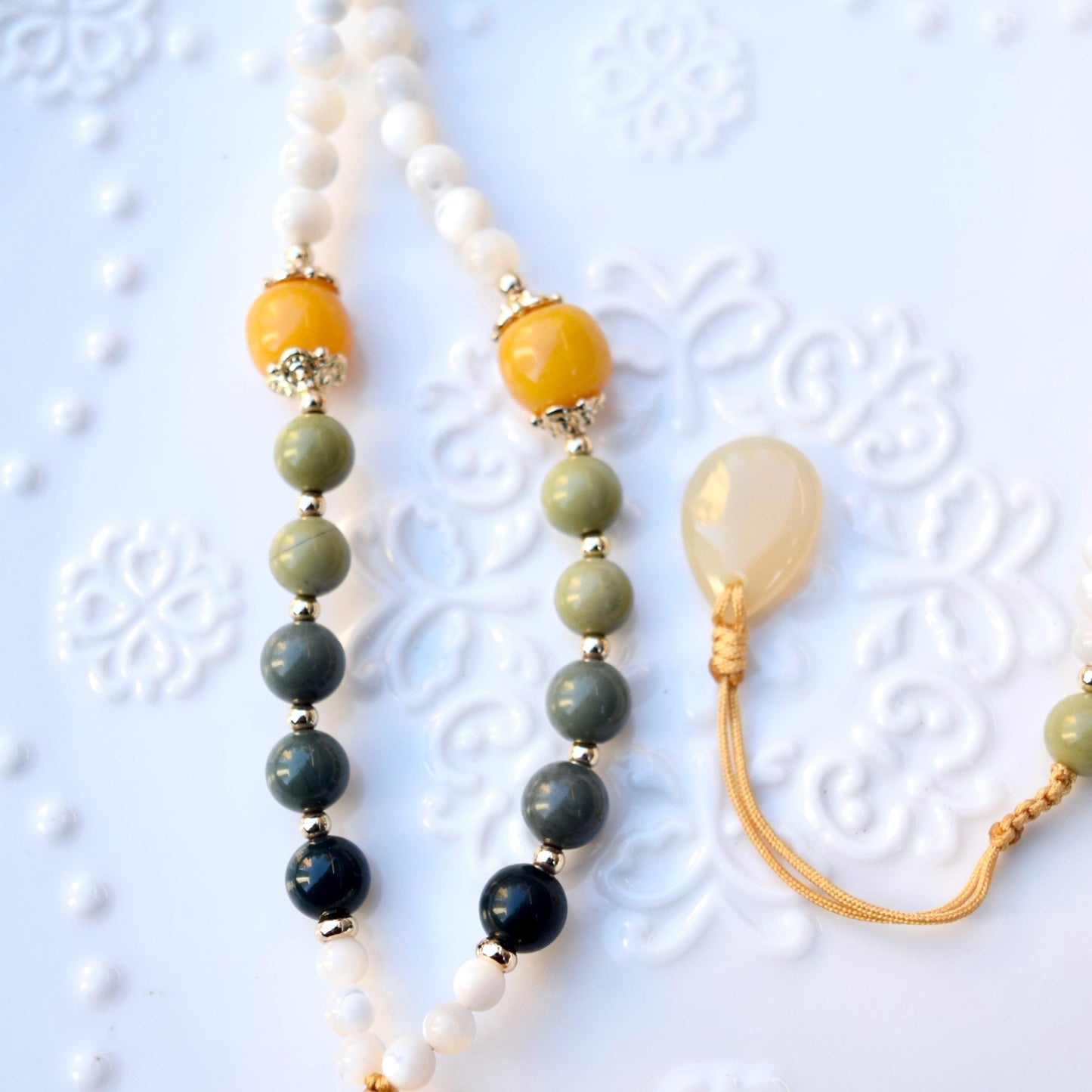 Bird Plum Blossom Pendant Shell Necklace - Yellow Aventurine Quartz Jade
