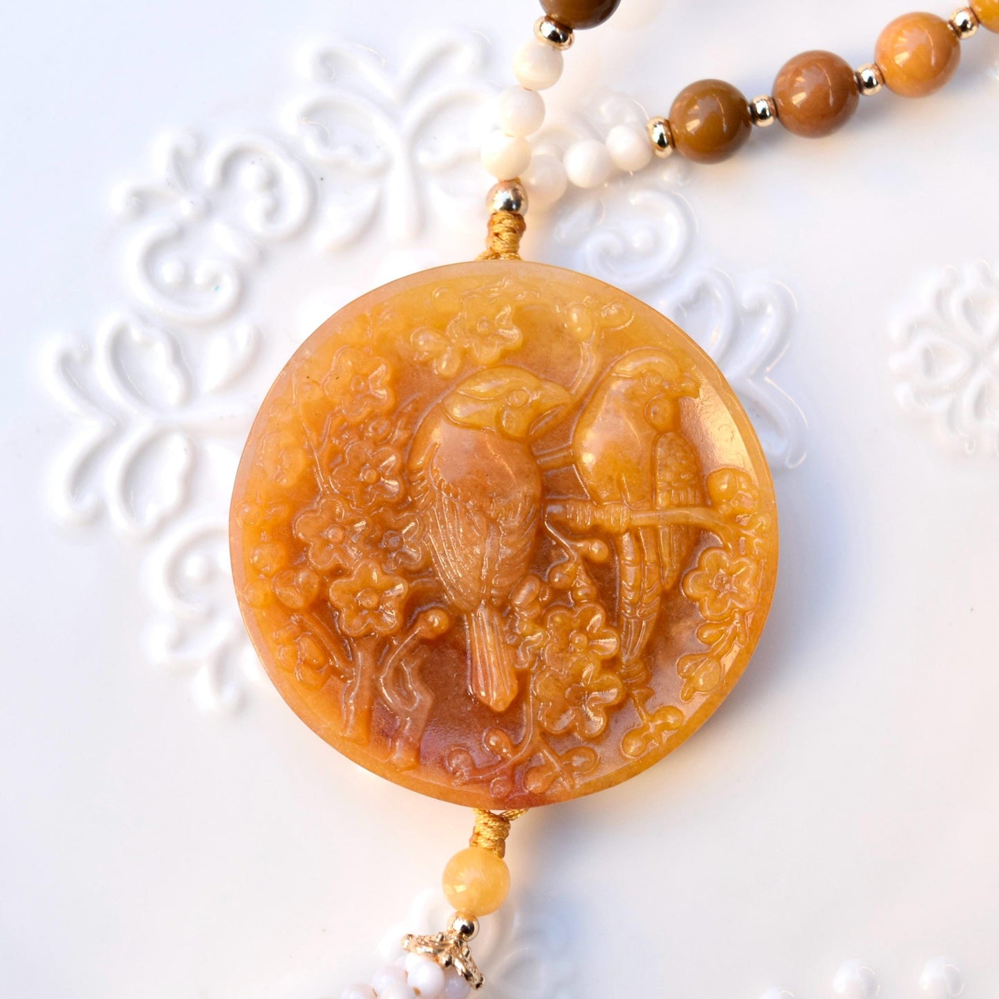 Bird Plum Blossom Pendant Shell Necklace - Yellow Aventurine Quartz Jade