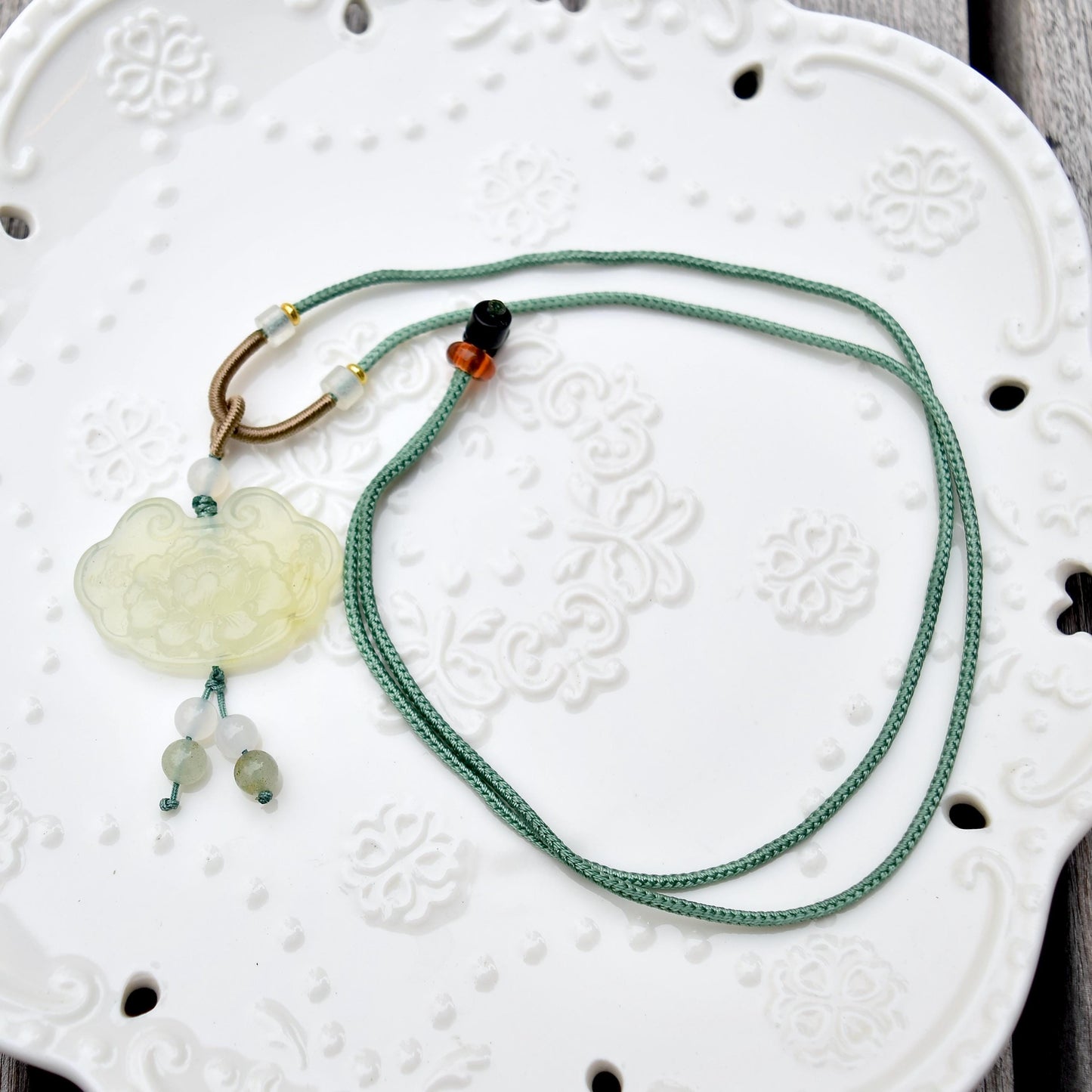 Lotus Peony Lock Charm Rope Necklace - Green Serpentine Jade