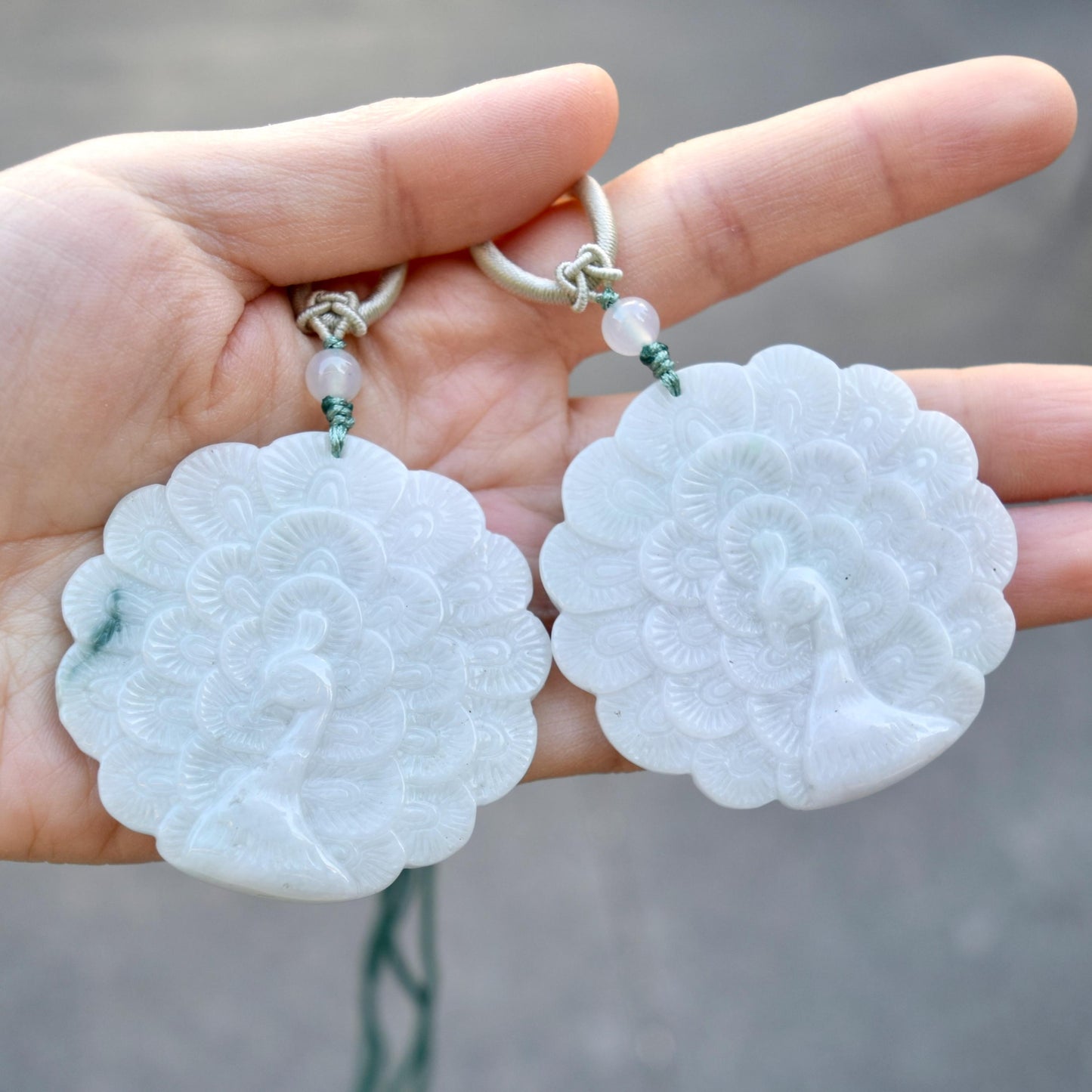 Jadeite Peacock Pendant Rope Necklace - 天然翡翠