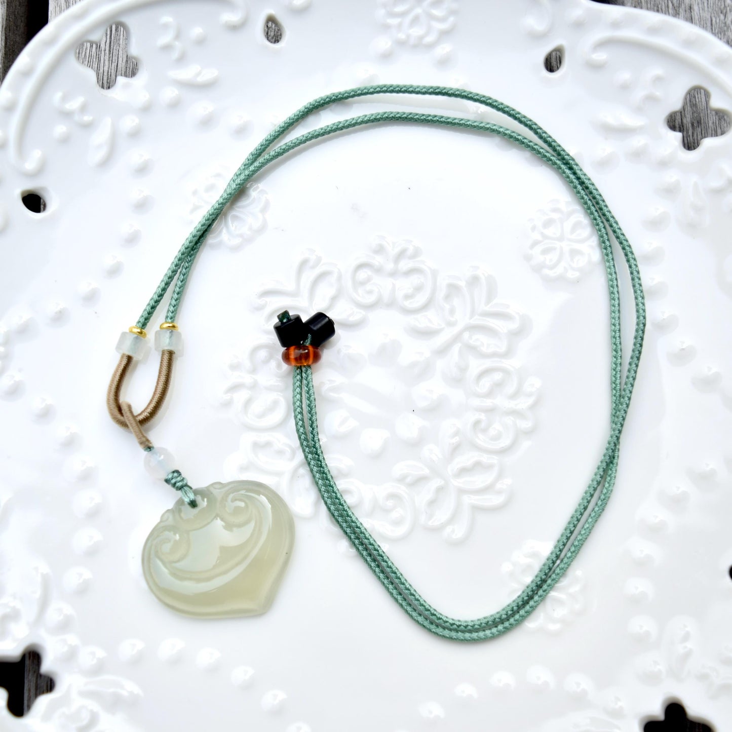 Agate Ruyi Lock Necklace- Green Agate Jade
