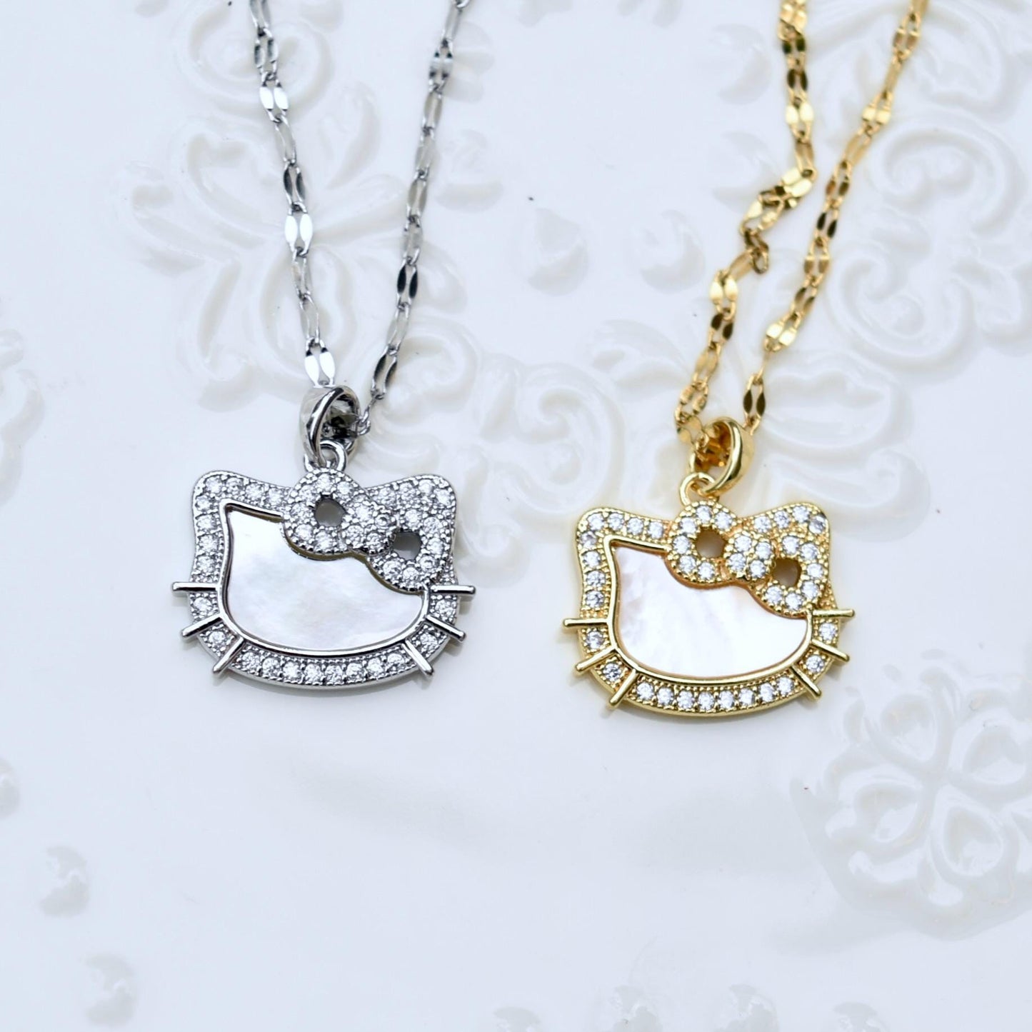 Shell Kitty Head Charm Golden Necklace - Vintage Style