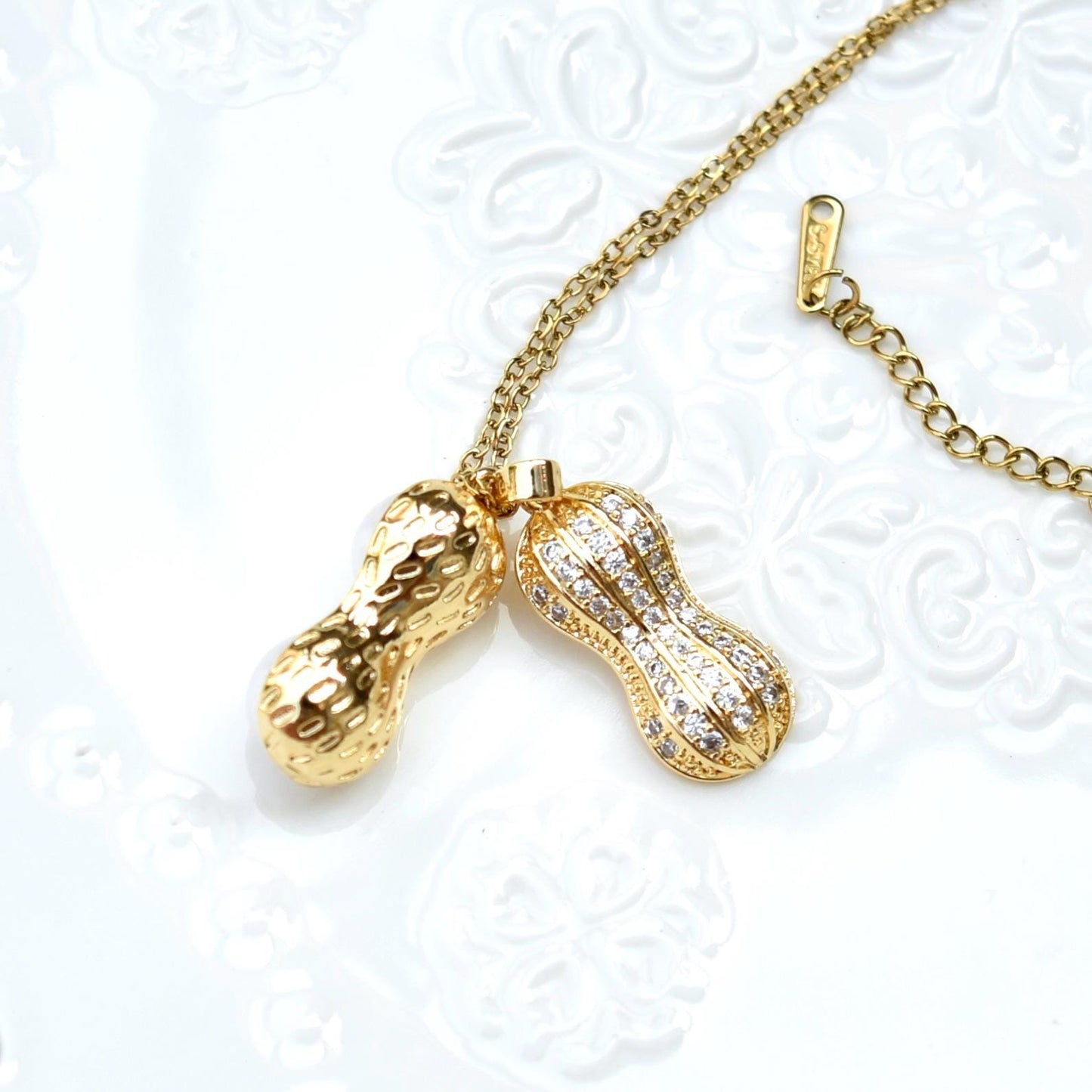 Pea Bamboo Fish Chinese Golden Charm Necklace - Stainless Steel