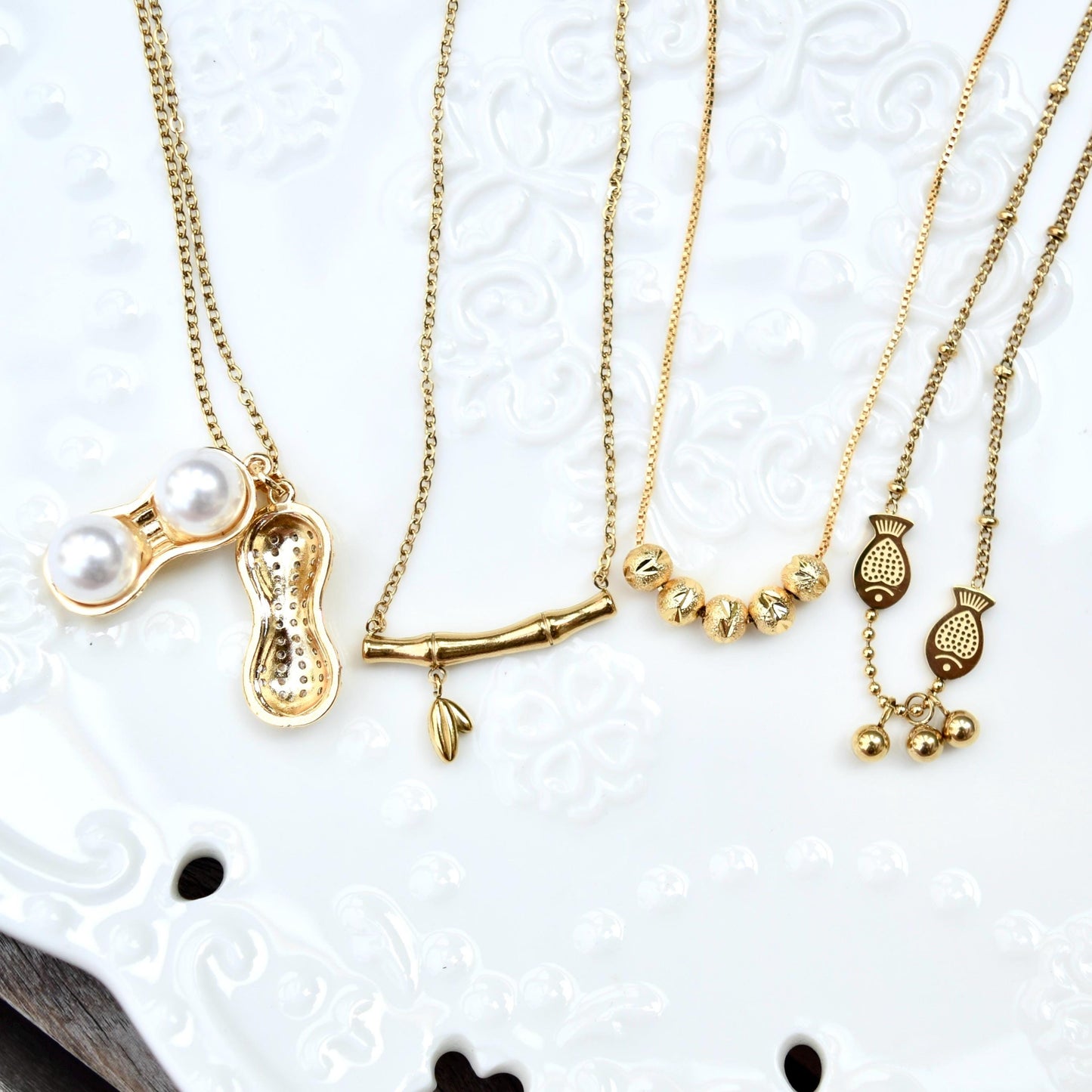 Pea Bamboo Fish Chinese Golden Charm Necklace - Stainless Steel