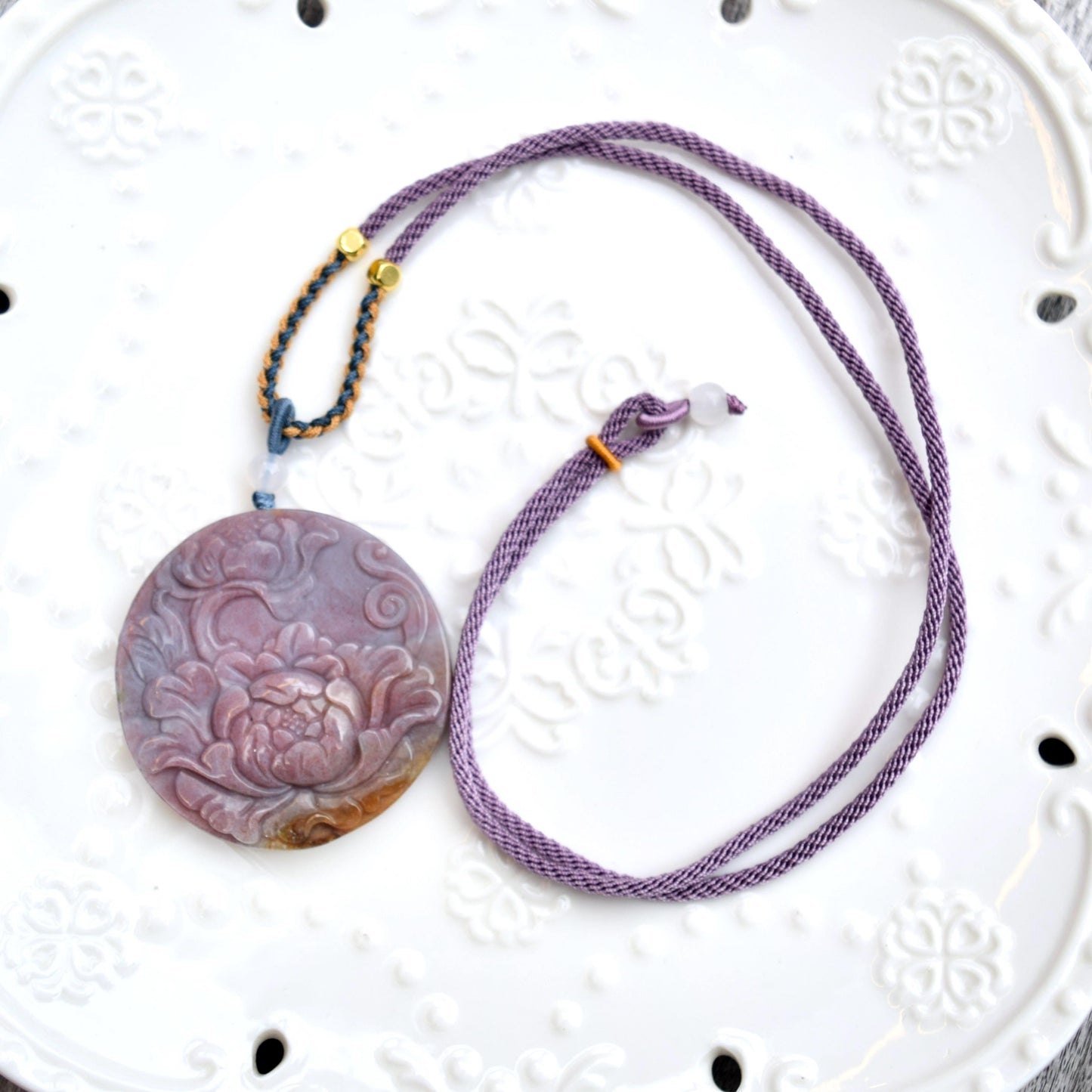 Ocean Agate Peony Pendant Rope Necklace - Green