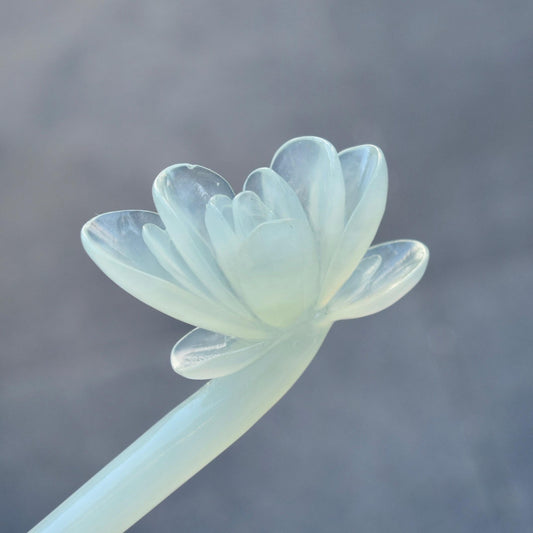 Green Carved Magnolia Flower Hairpin - Serpentine Jade Hair Stick