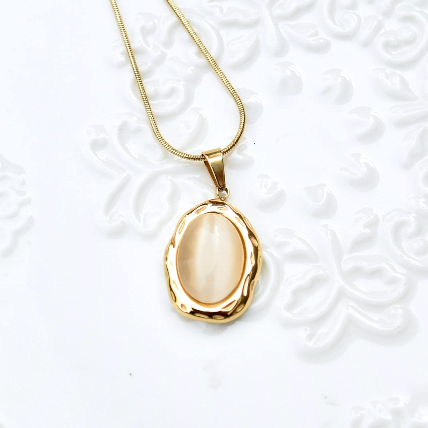 White Cat Eye Charm Necklace - Planet Fortune Bamboo - Stainless Steel