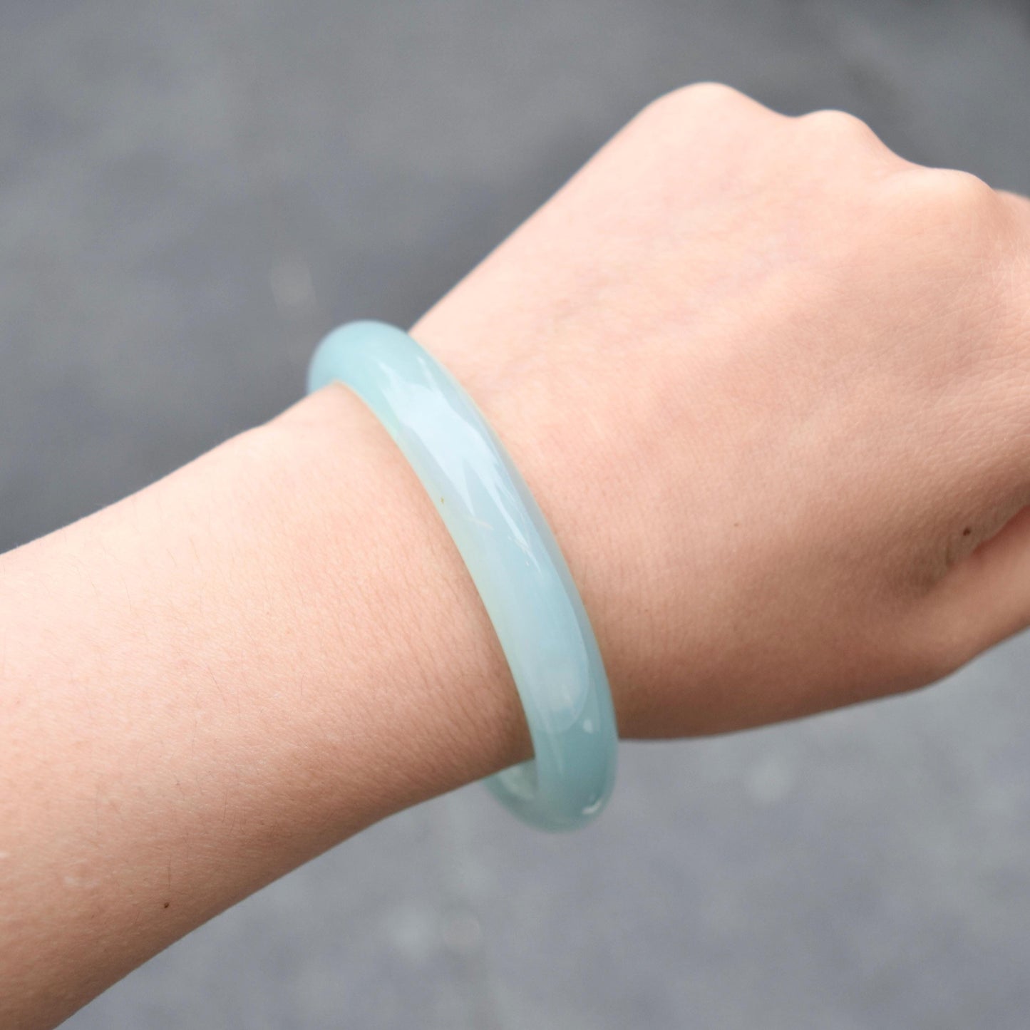 58.6mm Agate Bangle - Blue