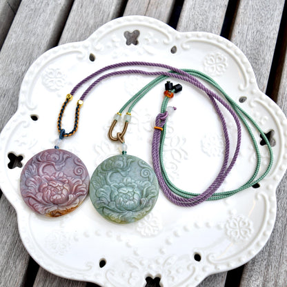 Ocean Agate Peony Pendant Rope Necklace - Green