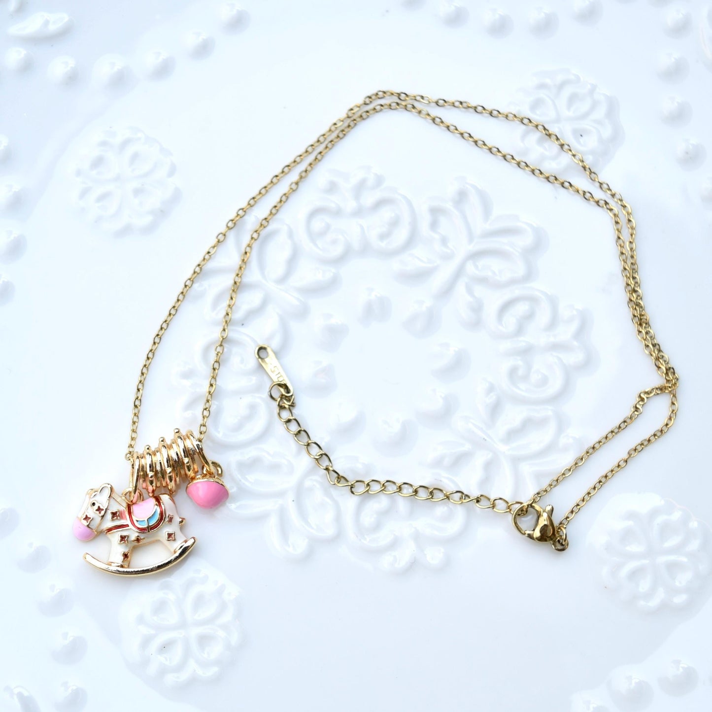 Enamel Horse Rose Charm Necklace - Oiling Painting Vintage Style