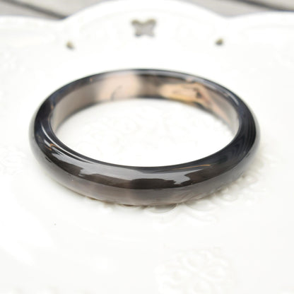 58.6 mm Black Agate Bangle Bracelet: Chinese Round Ornament