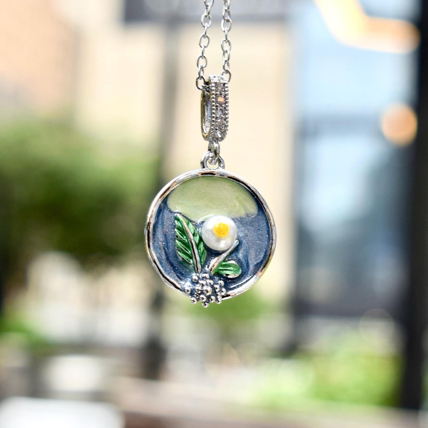 Enamel Pearl Flower Charm Necklace - Vintage Style Oil Dripping