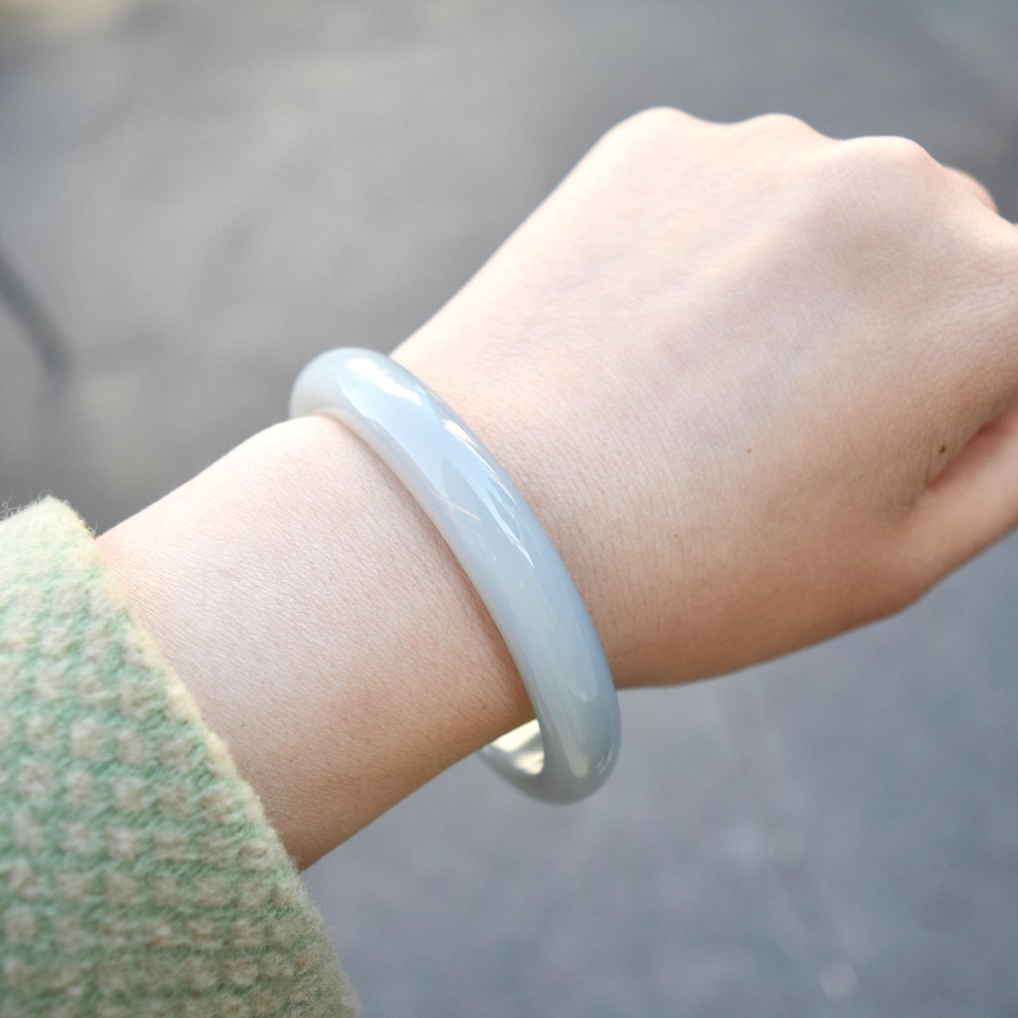 58.8 mm Blue Agate Bangle Bracelet