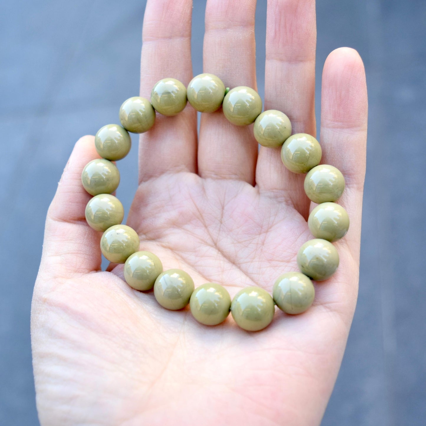 10.9 mm Colorful Agate Beaded Bracelet - Matcha Green A26