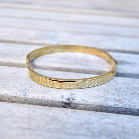 Golden Traditional Pattern Carved Bangle - Stainless Steel