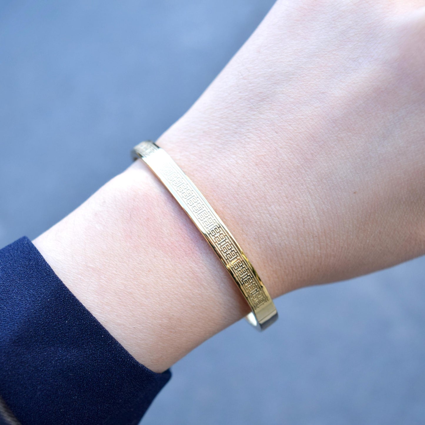 Golden Traditional Pattern Carved Bangle - Stainless Steel