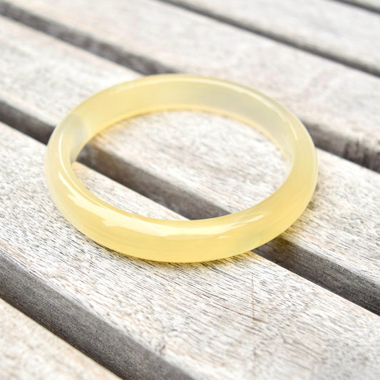 56.4 mm Yellow Agate Bangle