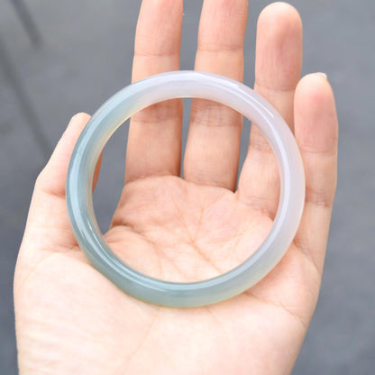 58.6 mm Green Agate Bangle: Chinese Jade Style