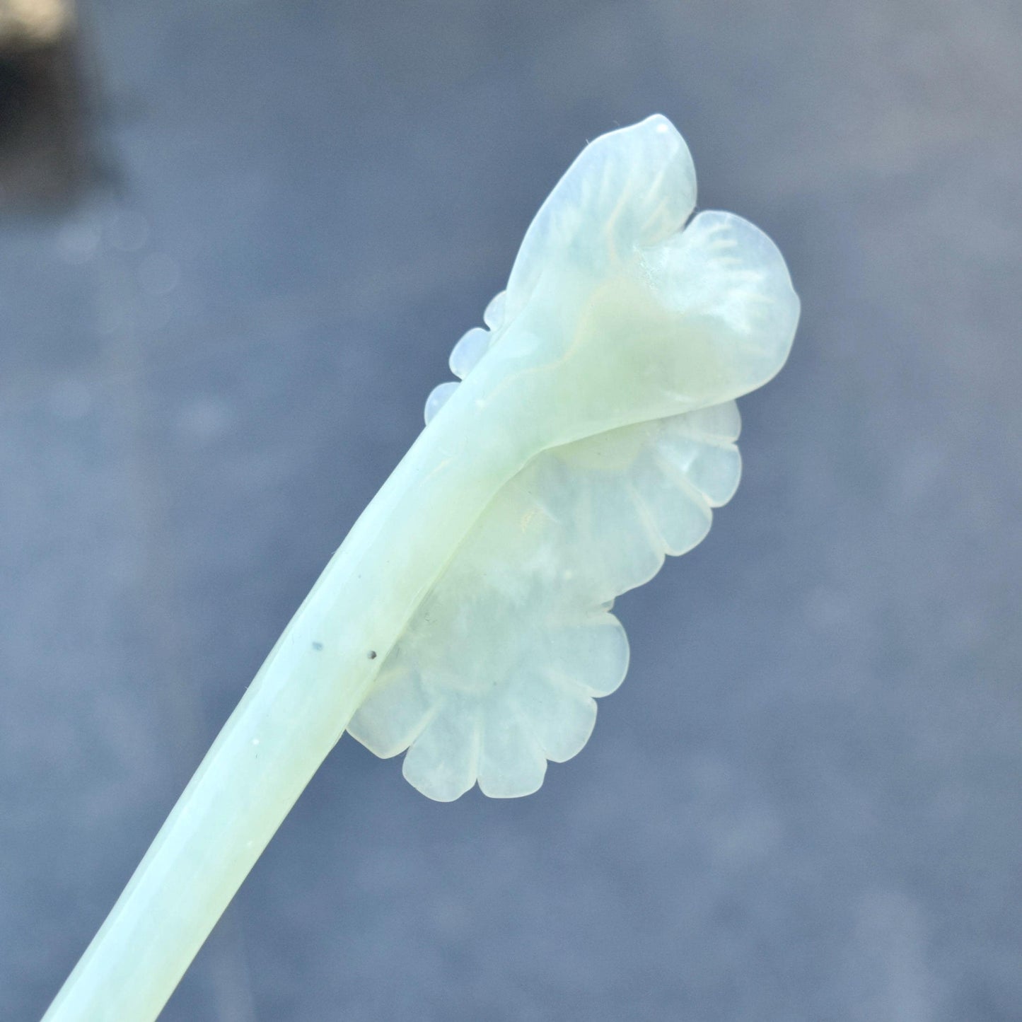 Green Carved Daisy Flower Hairpin - Serpentine Jade Hair Stick