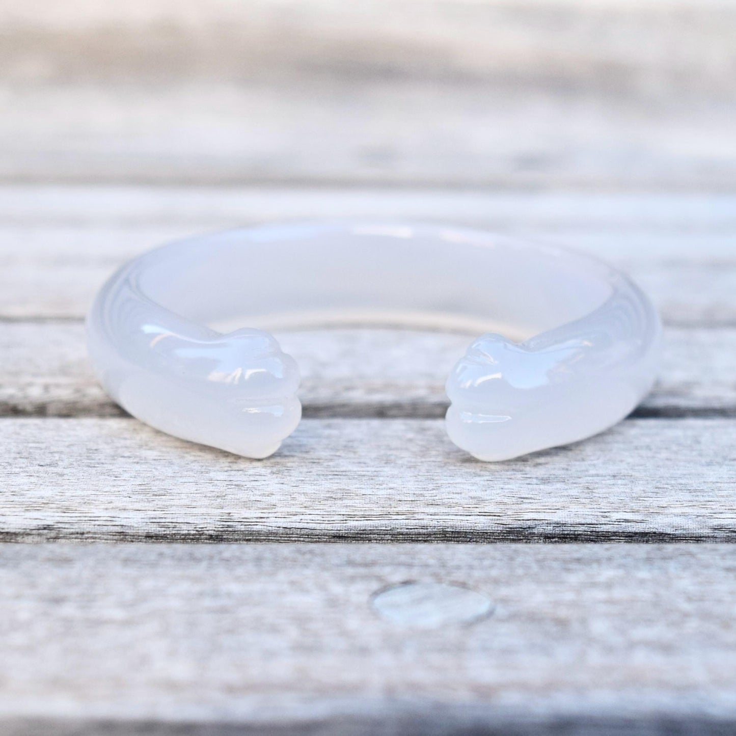 60.3 mm White Agate Bangle: Cat Paw Design
