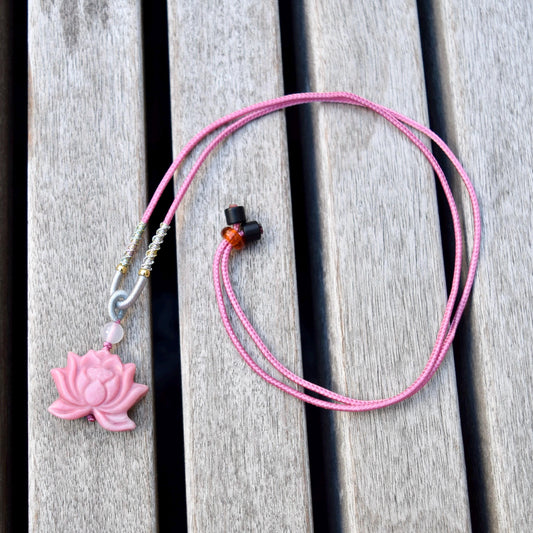Lotus Agate Pendant Necklace - Chinese Rope Necklace