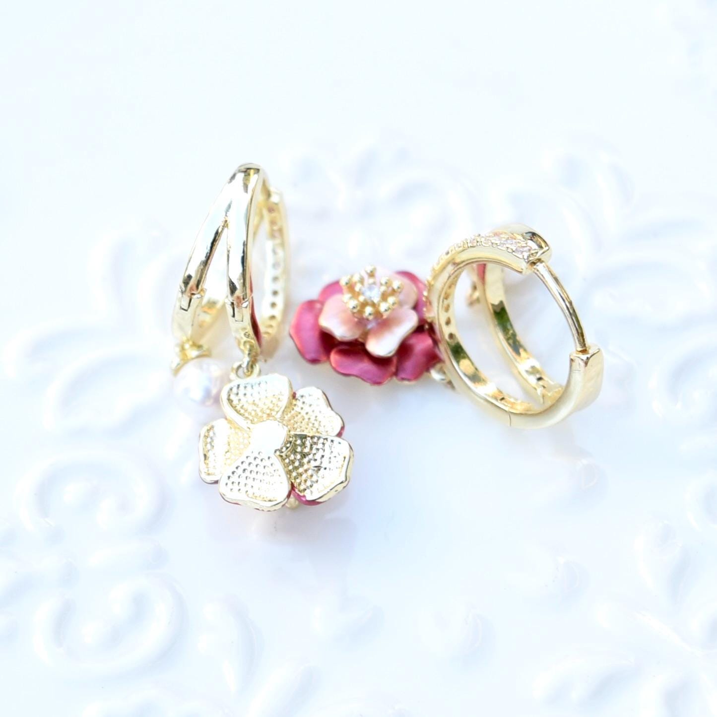 Drip Oil Red Flower Pearl Circle Earrings