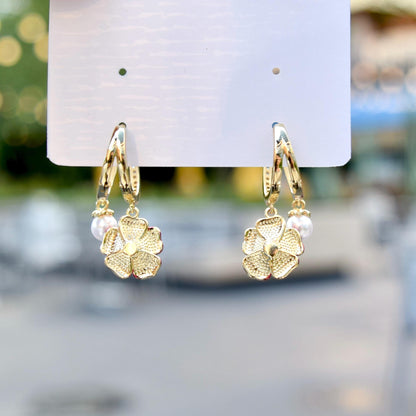 Drip Oil Red Flower Pearl Circle Earrings