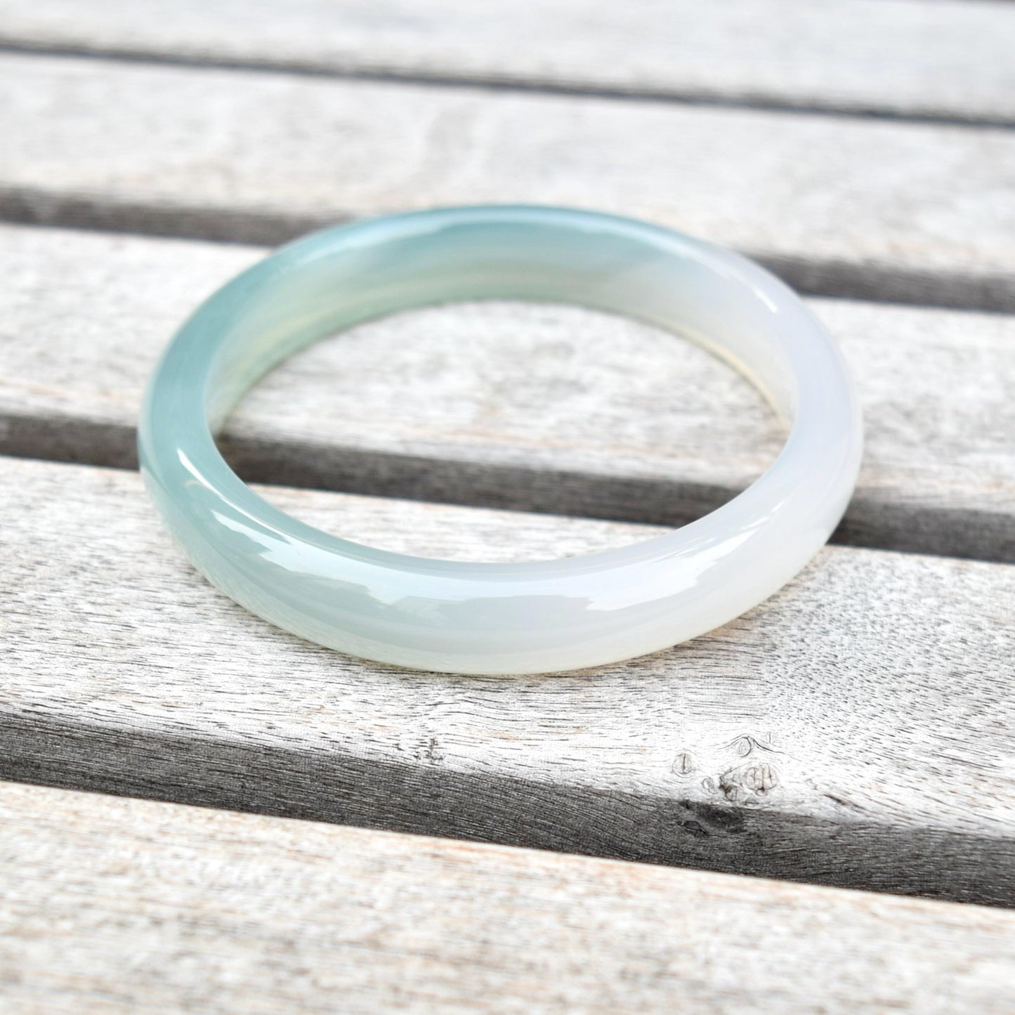 58.6 mm Green Agate Bangle: Chinese Jade Style