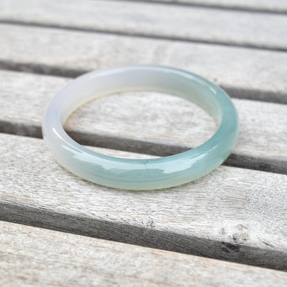 58.6 mm Green Agate Bangle: Chinese Jade Style