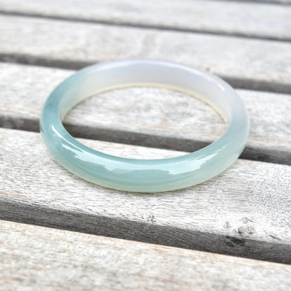 58.6 mm Green Agate Bangle: Chinese Jade Style