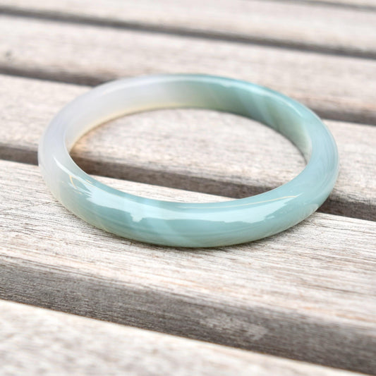 58.3 mm Green Agate Bangle - Chinese Jade Style