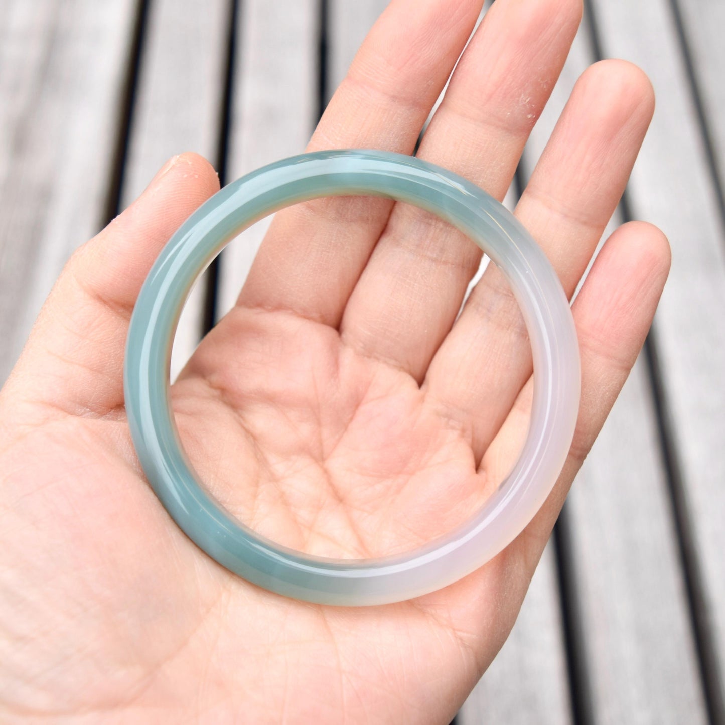 58.3 mm Green Agate Bangle - Chinese Jade Style