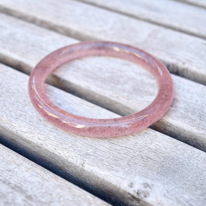 58 mm Strawberry Quartz Bangle Bracelet - Red