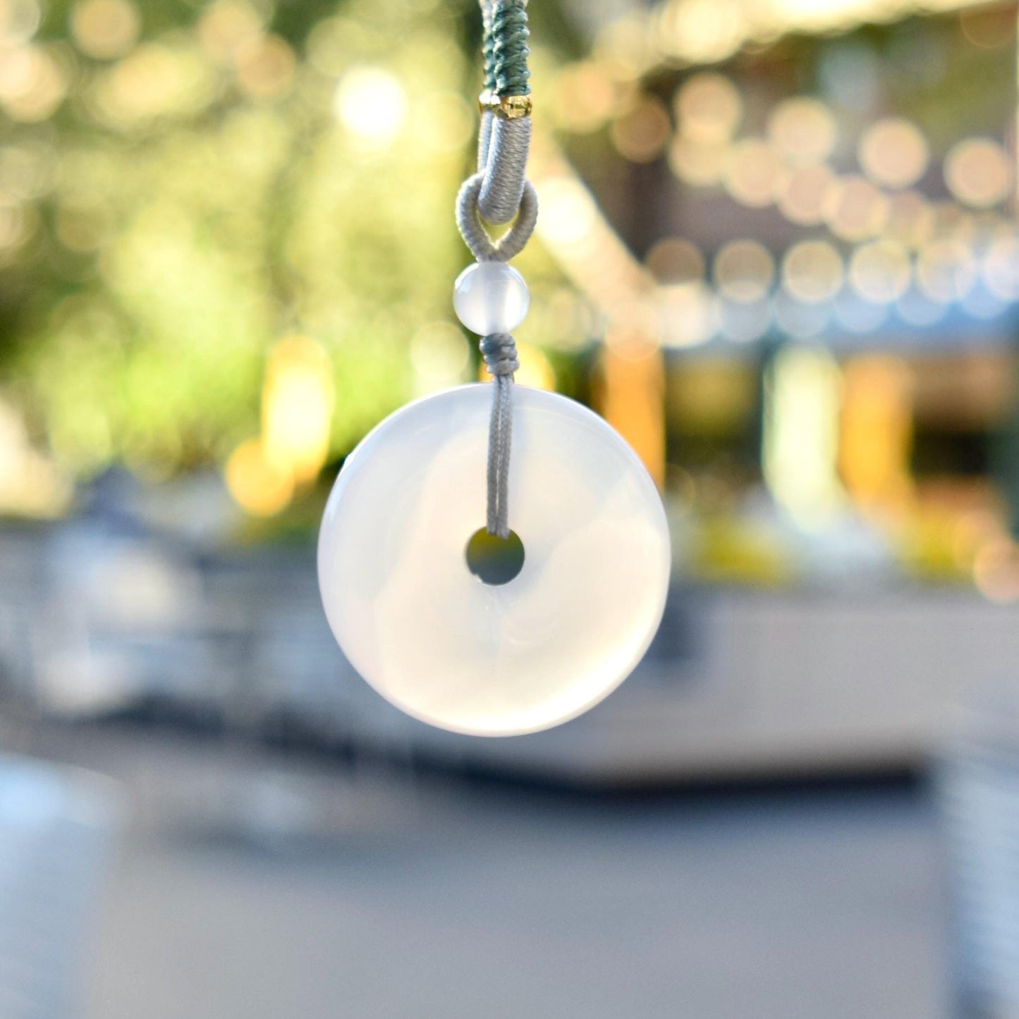 White Agate Peace Buckle Donut Necklace - 平安扣