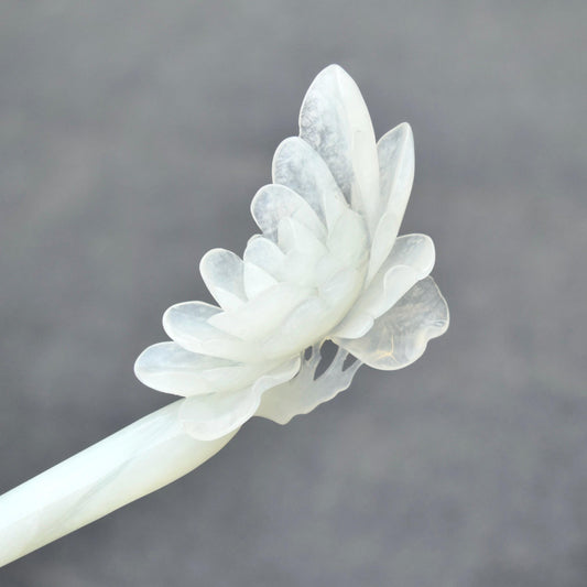 White Peony Carved Hairpin - Serpentine Jade Hair Stick